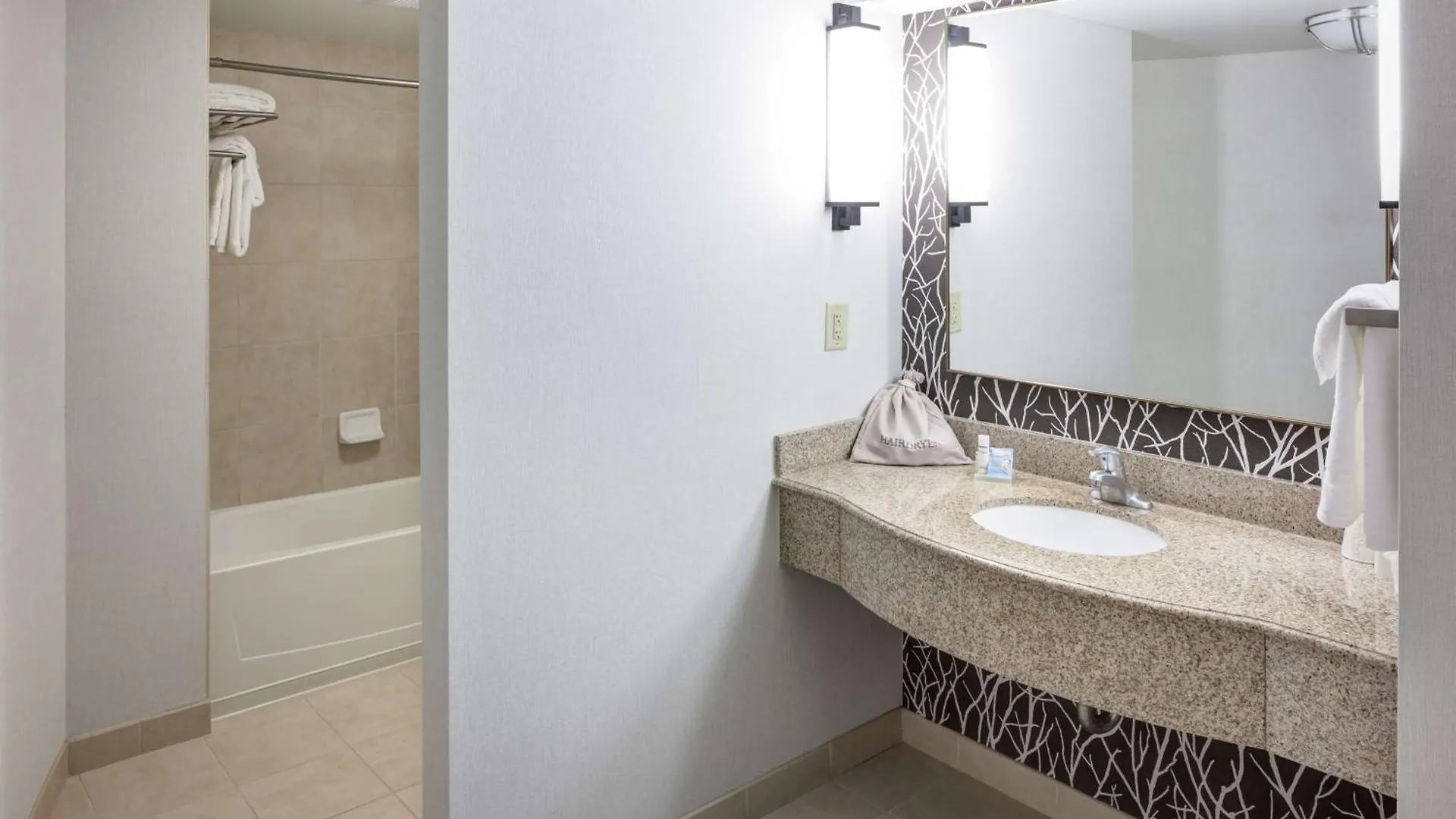 Hilton Garden Inn Nashville Vanderbilt Hotel